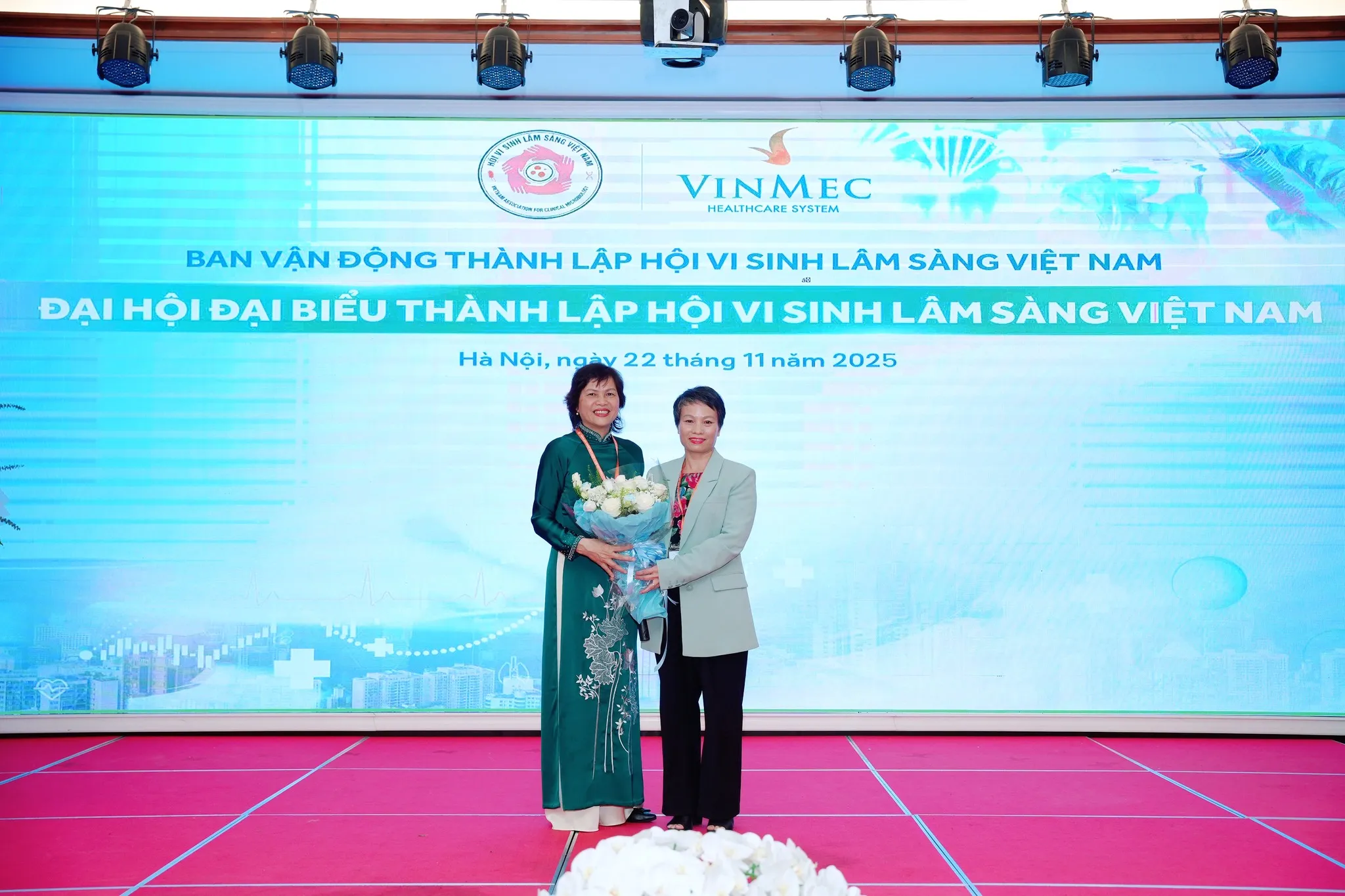 Vinmec Times City trở thành “cái nôi” của Hội Vi sinh lâm sàng Việt Nam
